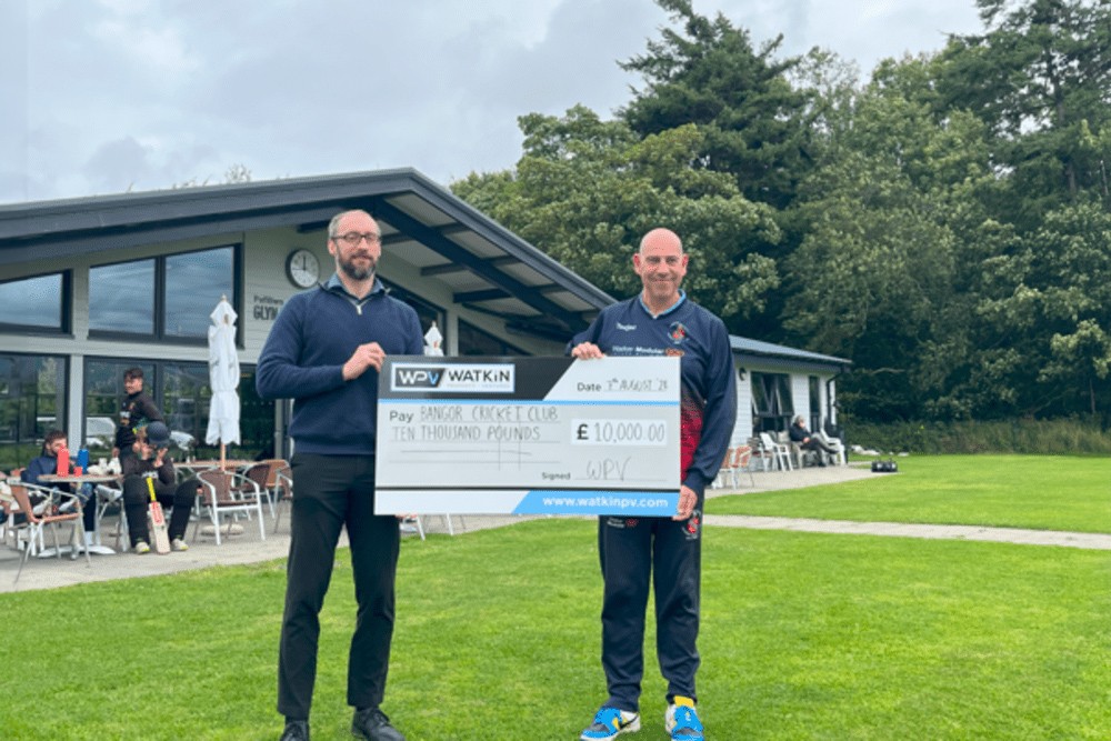 Photo - cheuque presentation at Bangor Cricket Club.